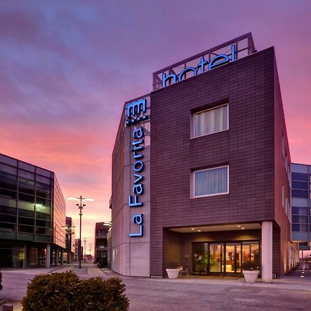 מאנטובה Hotel La Favorita מראה חיצוני תמונה