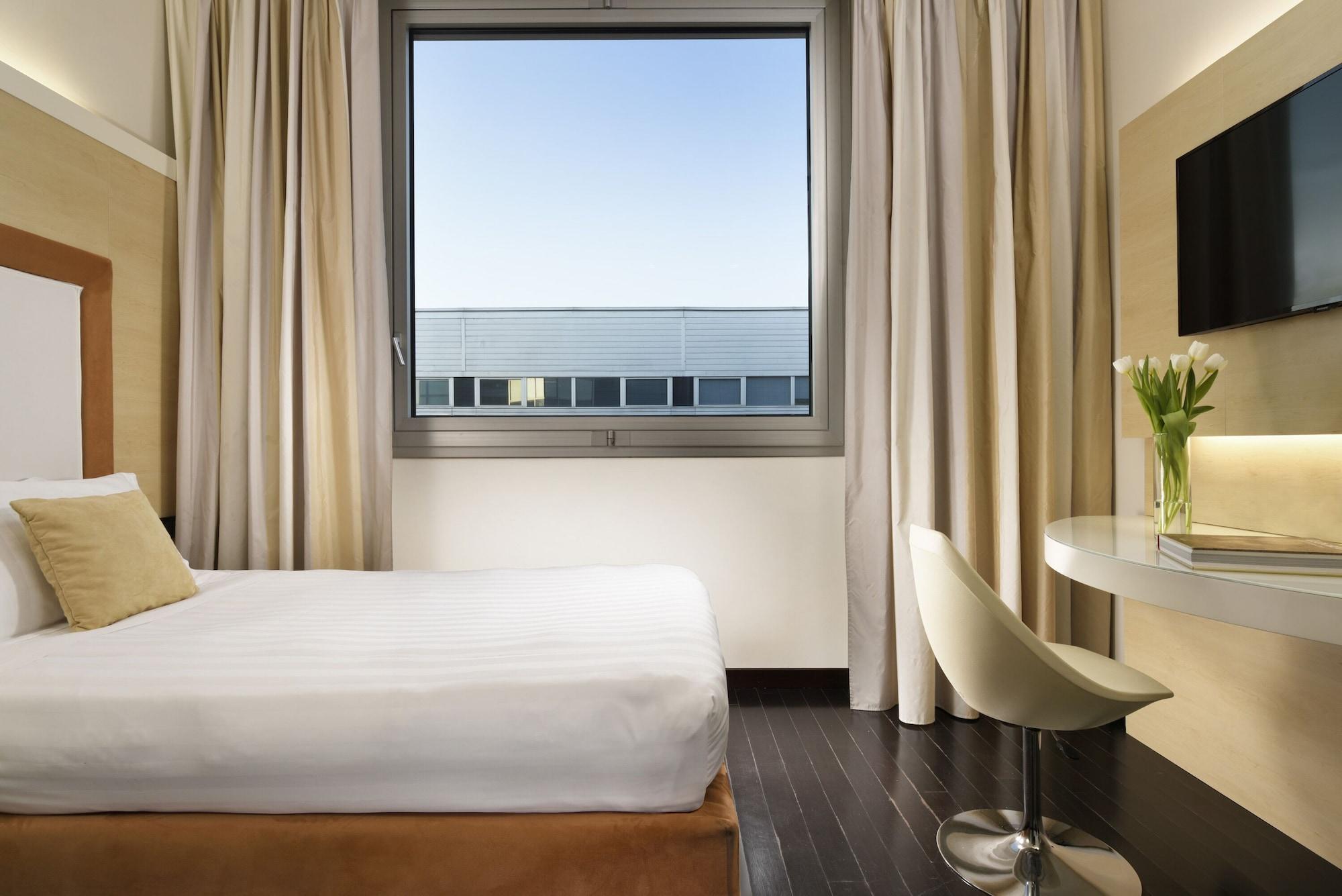 מאנטובה Hotel La Favorita מראה חיצוני תמונה