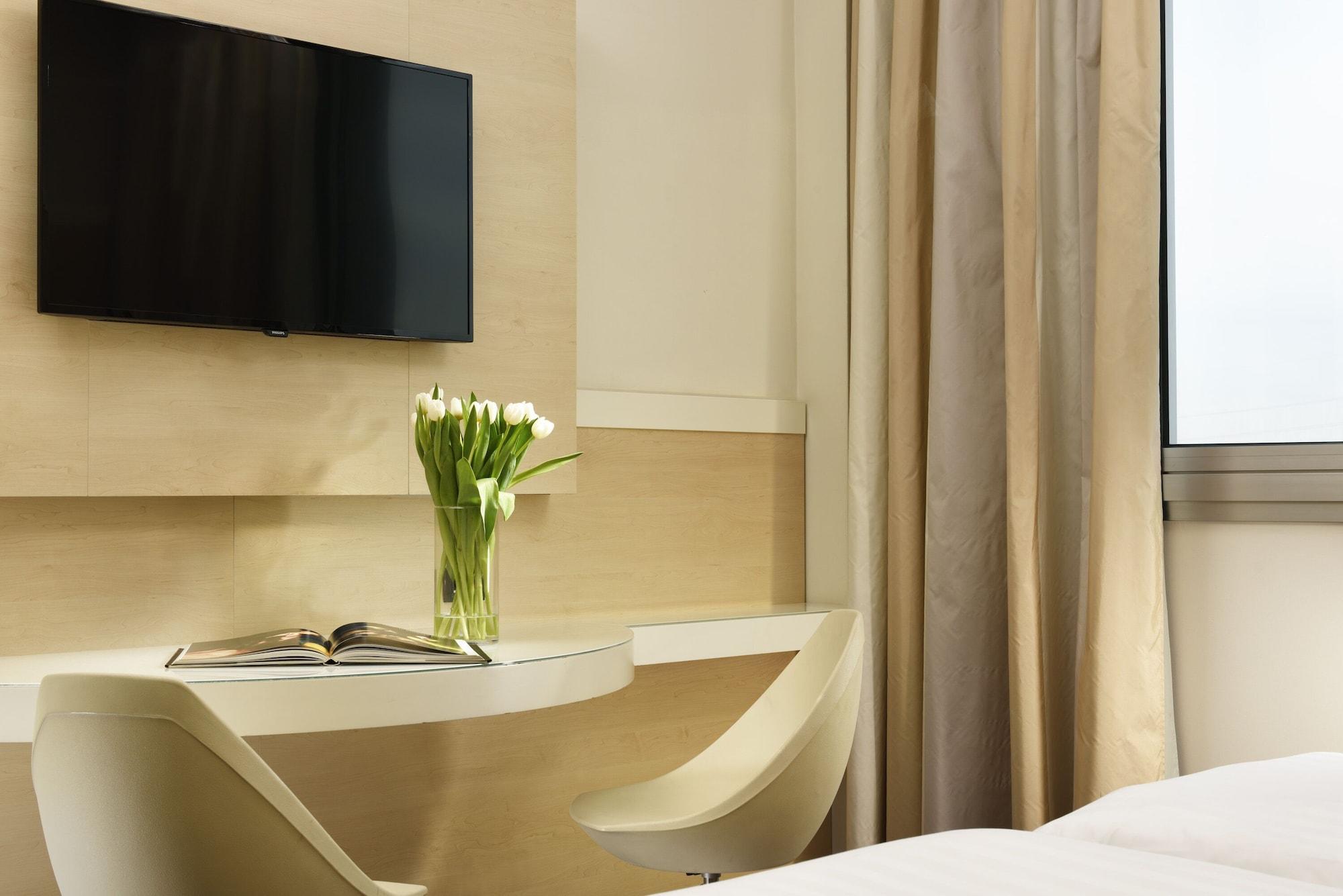 מאנטובה Hotel La Favorita מראה חיצוני תמונה