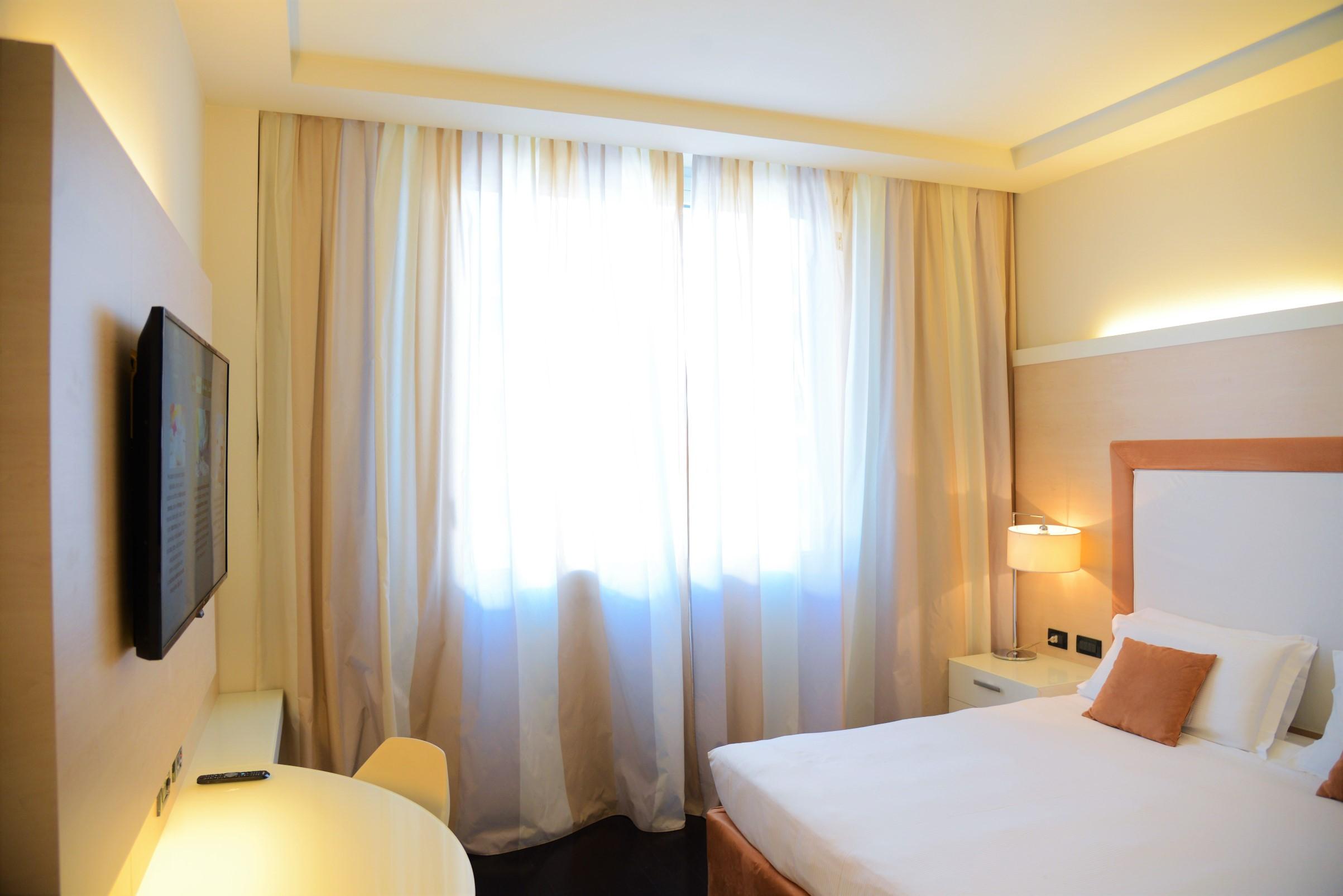 מאנטובה Hotel La Favorita מראה חיצוני תמונה