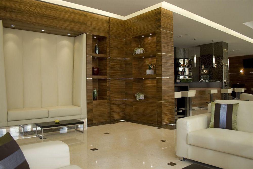 מאנטובה Hotel La Favorita מראה חיצוני תמונה