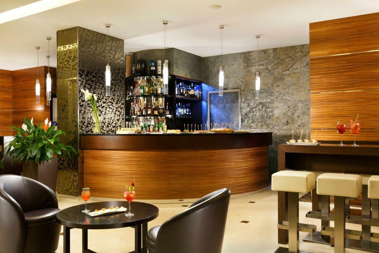 מאנטובה Hotel La Favorita מראה חיצוני תמונה