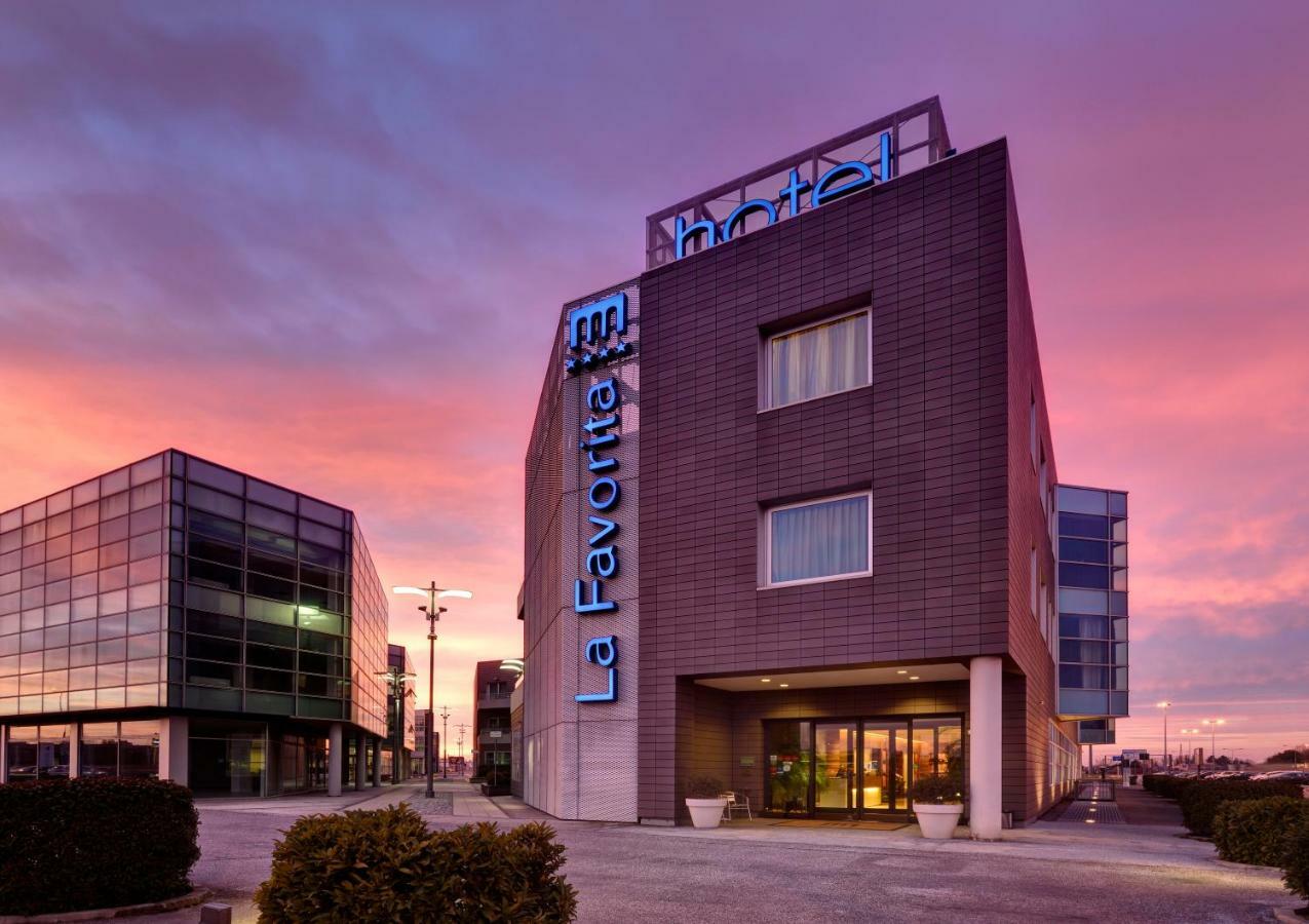 מאנטובה Hotel La Favorita מראה חיצוני תמונה
